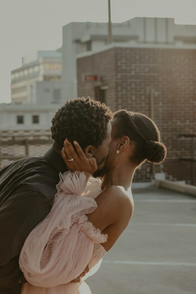 Relationship Gist Today - 5 Bad Habits Men Should Immediately Stop Displaying In Relationships