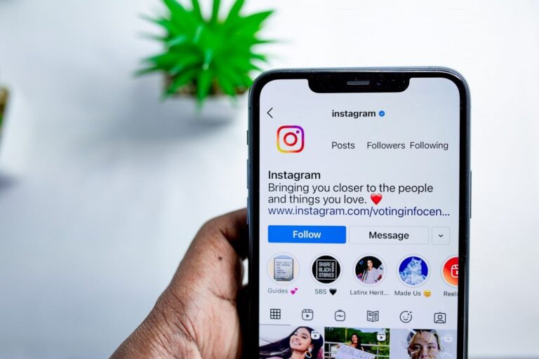 See The Steps on How to View Saved Posts and Liked Posts on Your Instagram Account